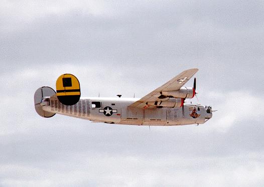 B24 in flight from 4 o'clock